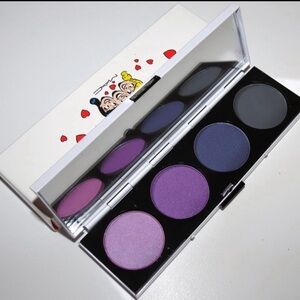 MAC Cosmetics Archie’s Girls Spoiled Rich Veronica Eyeshadow Palette